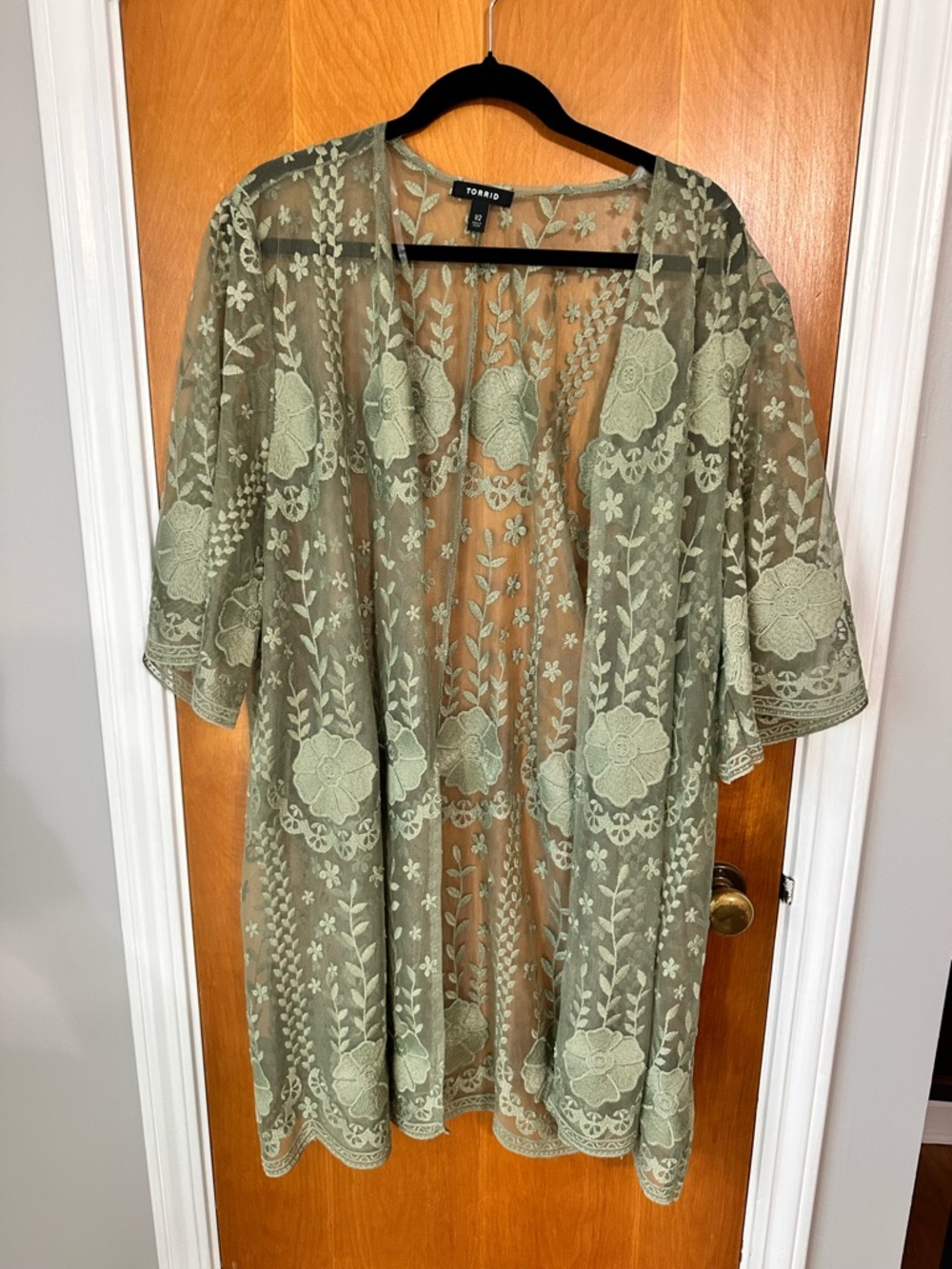 torrid Sage Green Floral Lace Kimono Cardigan